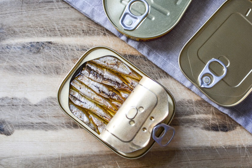 El hueso de las sardinas es una valiosa fuente de calcio, y sorprendentemente, no es el único alimento inusual que nos proporciona este mineral.