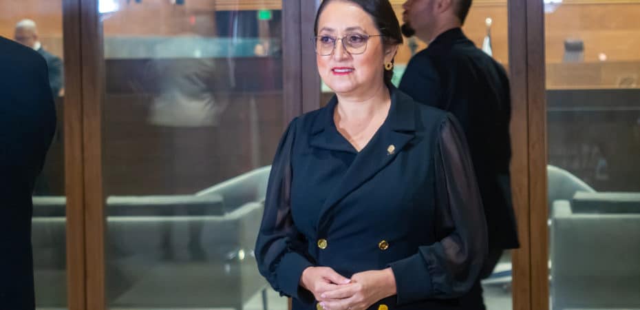 La diputada Luz Mary Alpis ha anunciado su apoyo a Rodrigo Arias para la Asamblea Presidencial del 1 de mayo.