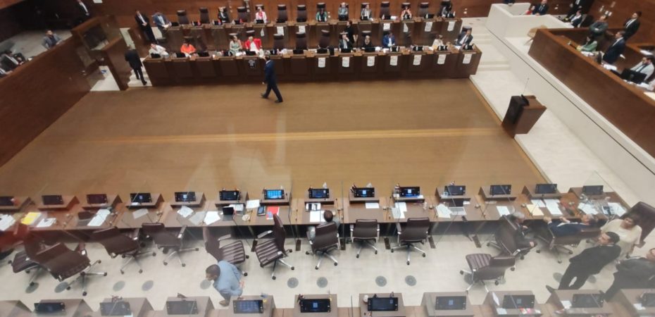 Los diputados levantaron la sesión: el receso de Semana Santa.