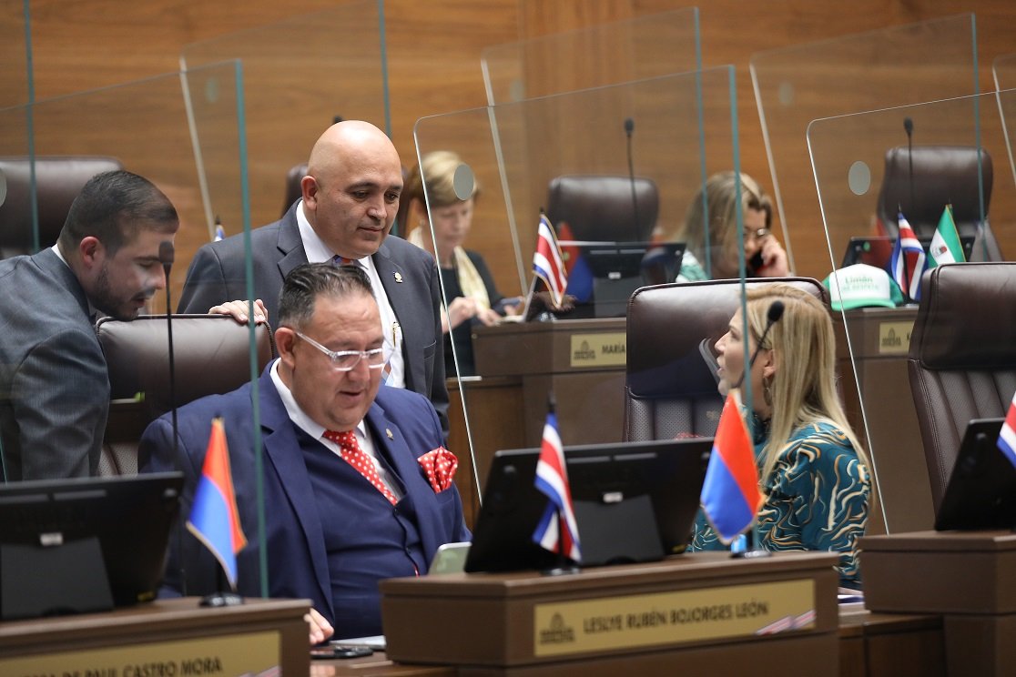 Tres delegados de Pusc no aceptarán la elección de Arias.