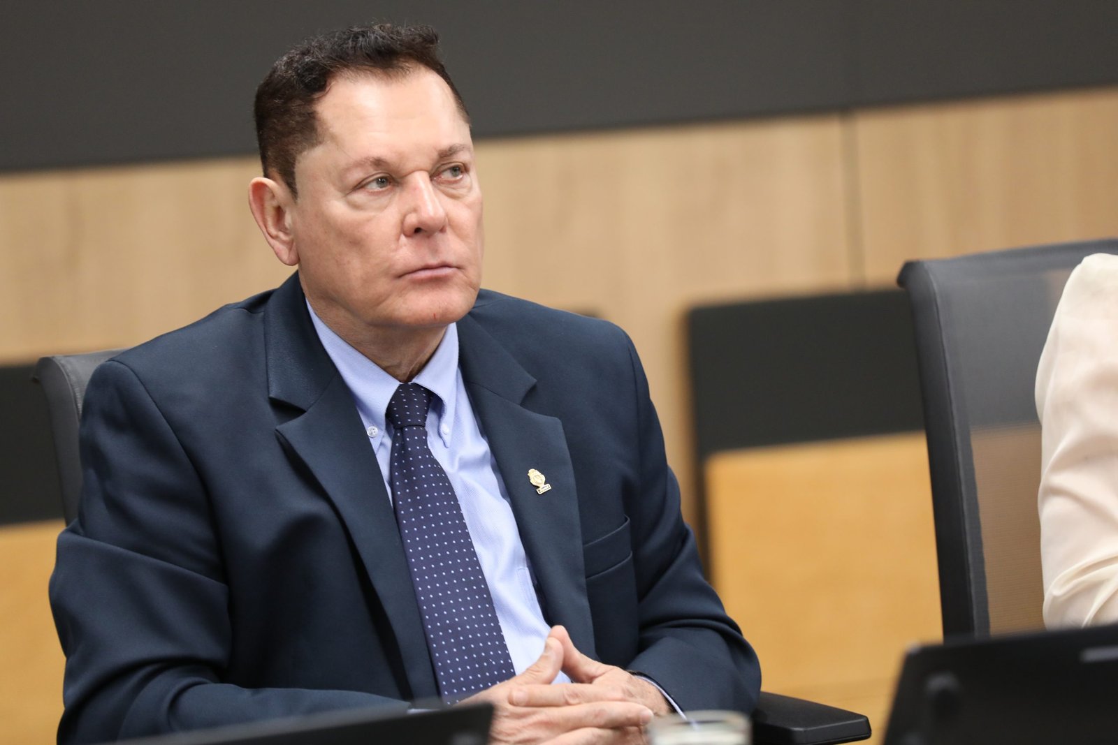El Congreso debe determinar si Alexander Barrantes está levantando la inmunidad para proporcionar las plazas de Sofía Guillén.