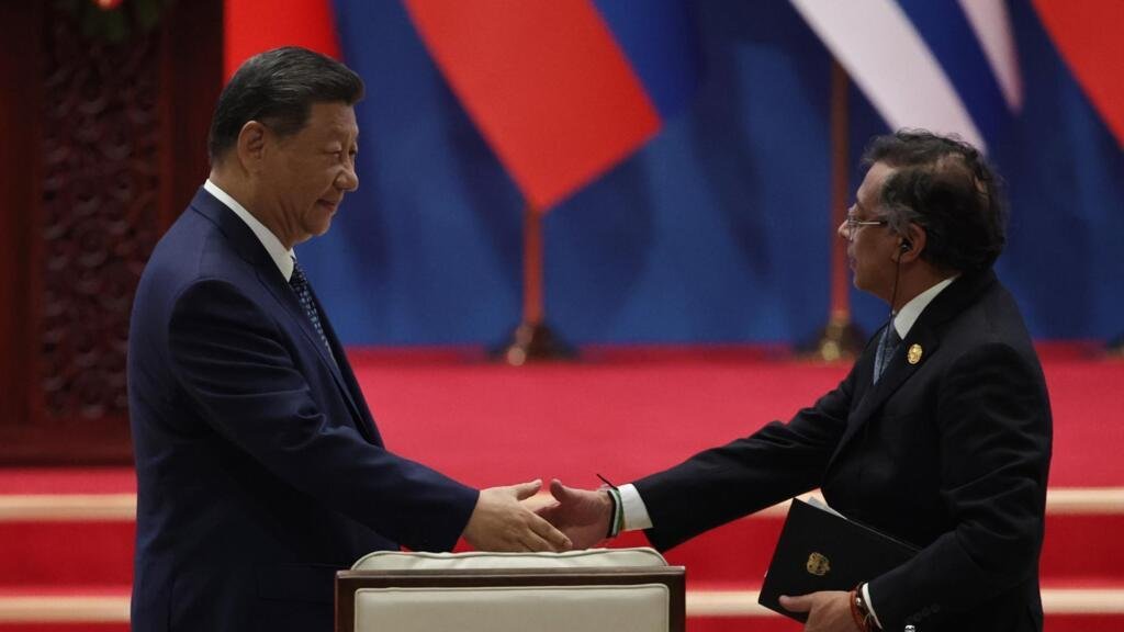 ¿Qué beneficios y riesgos encara Petro con su estrategia hacia China?
