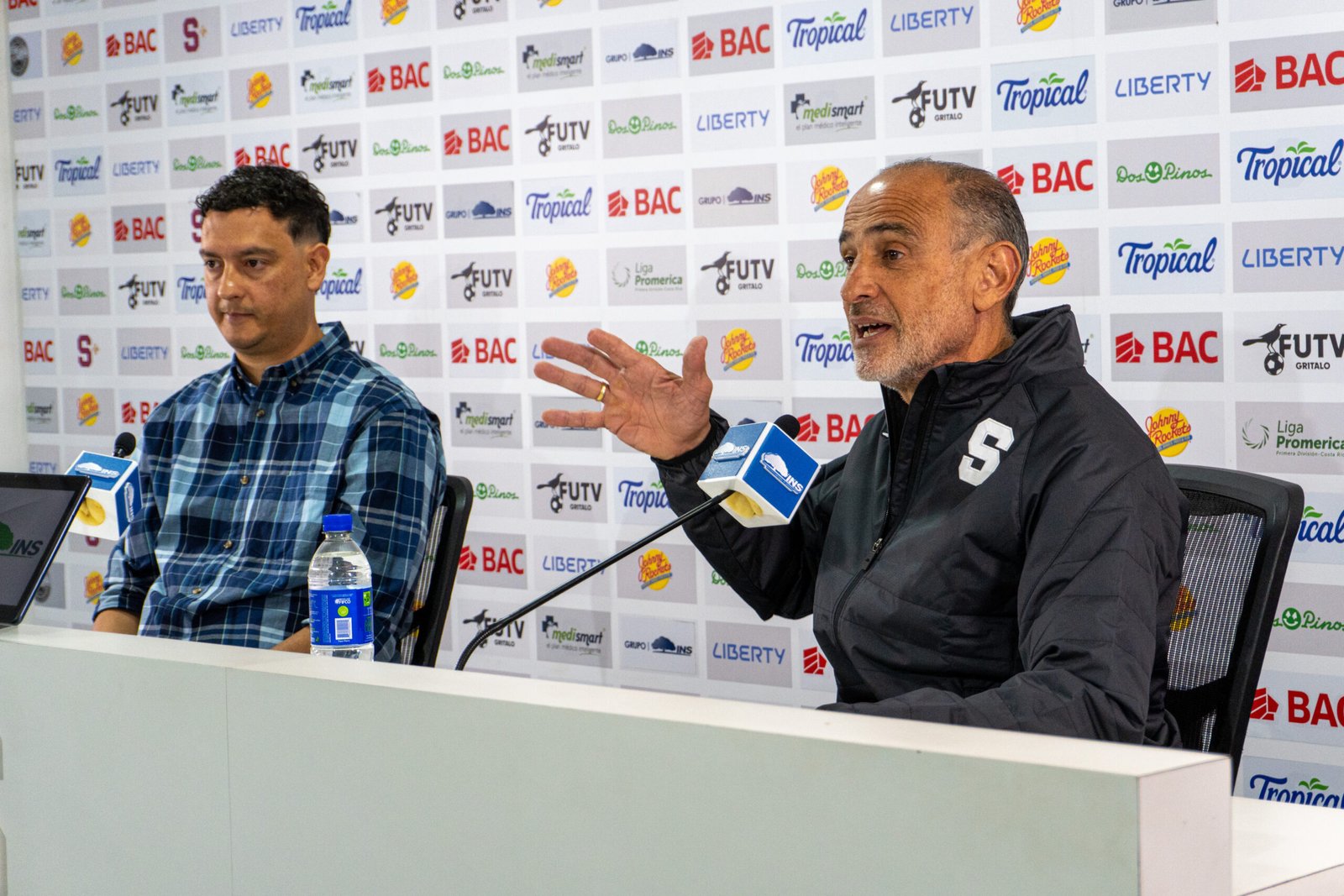 De “la plata está guardada” a “hay que salir a buscarla”: ¿qué pasa en Saprissa?