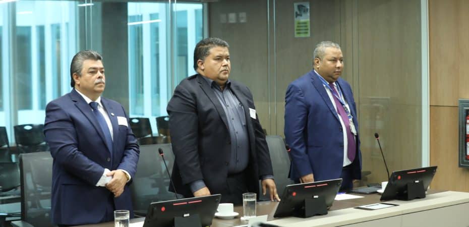 El ex personal médico de la Caja considera que la agencia necesita una junta “menos política”.