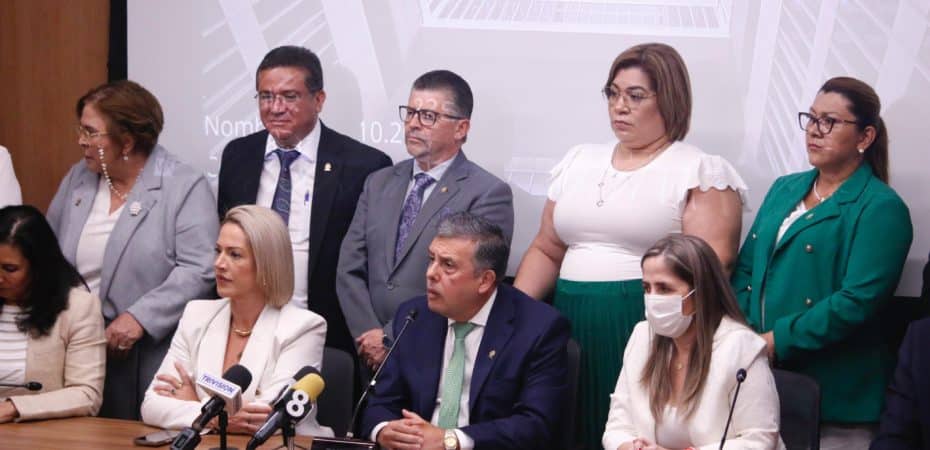 La gran mayoría de los suplentes en PLN votarían en contra de él rápidamente en los proyectos de conferencia 4-3.