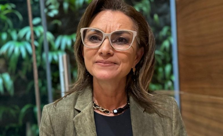 La compensación legislativa avala los derechos de las mujeres en la constitución.