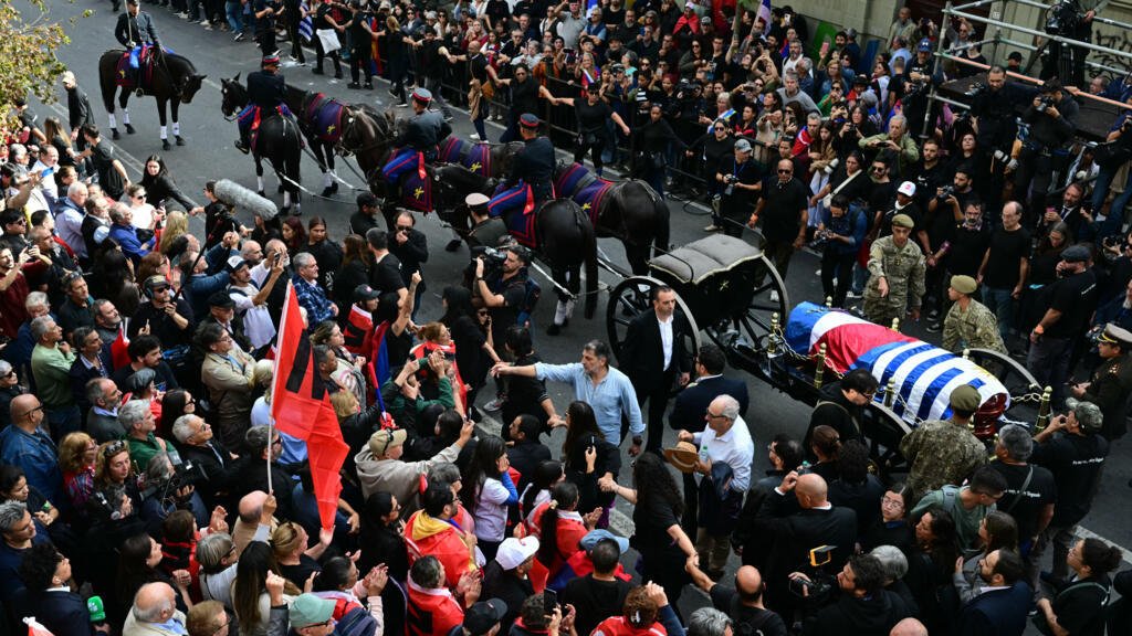 Concentraciones masivas en Uruguay para lanzar la candidatura de ‘Pepe’ Mujica.