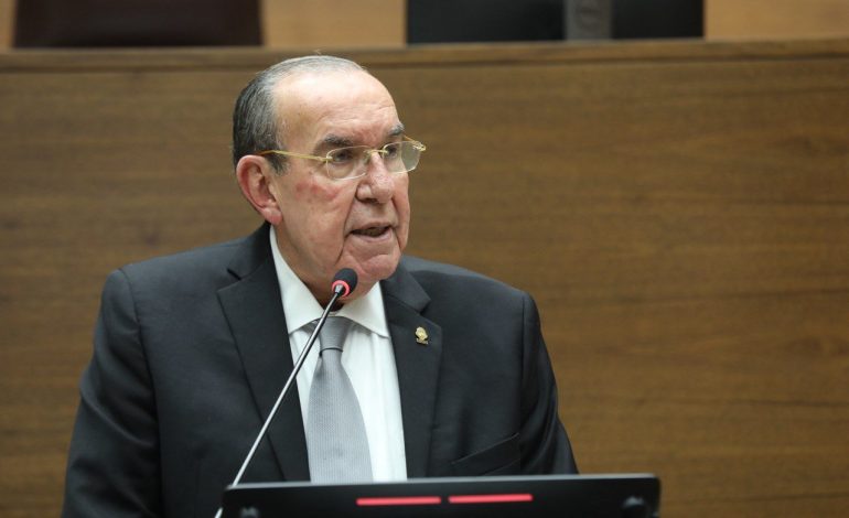 El poder ejecutivo ha optado por una estrategia de confrontación constante.