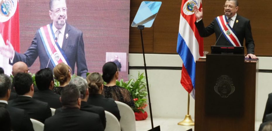 El presidente Chaves presentó información sobre el colapso del turismo durante su discurso en el informe a la nación.