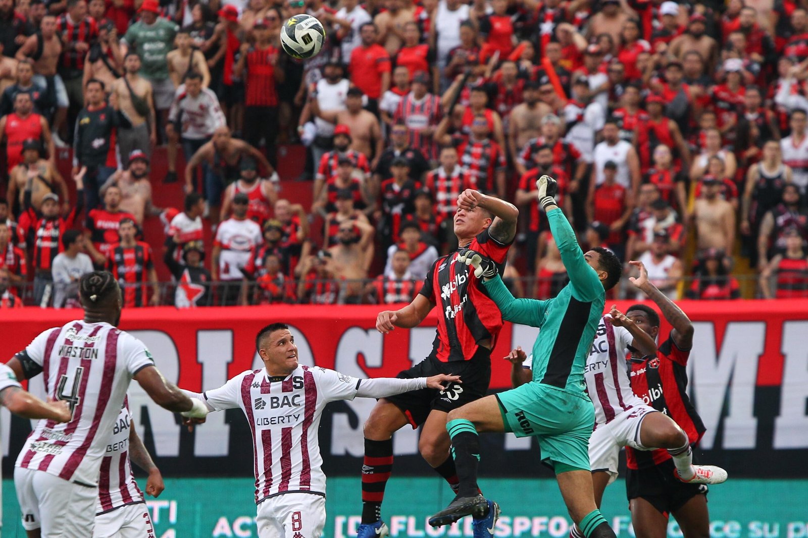 Unafut se le planta a Alajuelense y Saprissa con horarios y fechas de juegos de la final