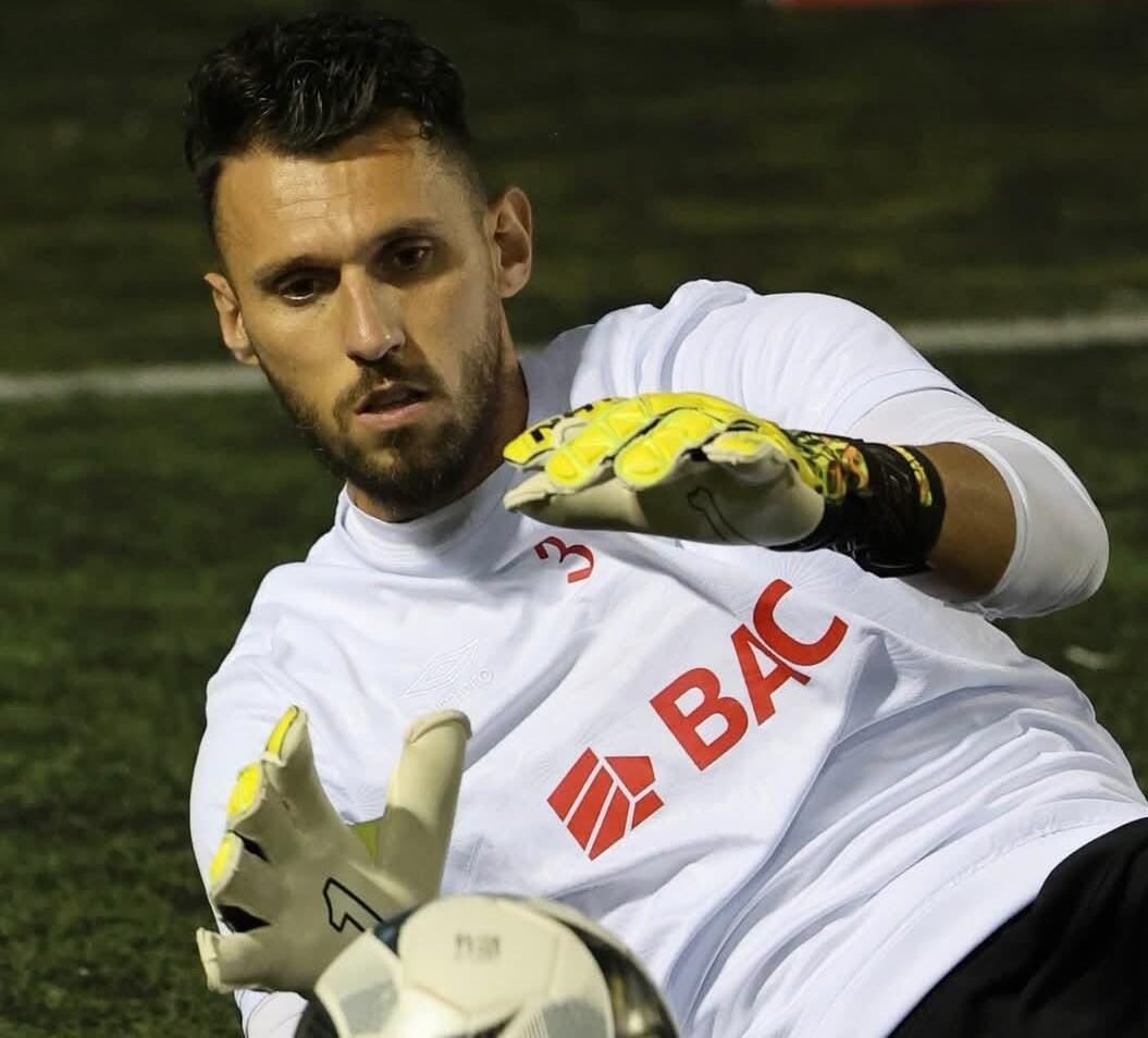 Héctor Trejos cuestionó, cara a cara, a Washington Ortega tras el empate