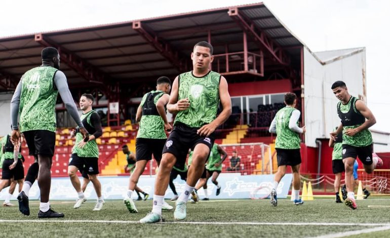 ¿El último juego de Santos en Primera? La licencia pende de un hilo y el tiempo se agota