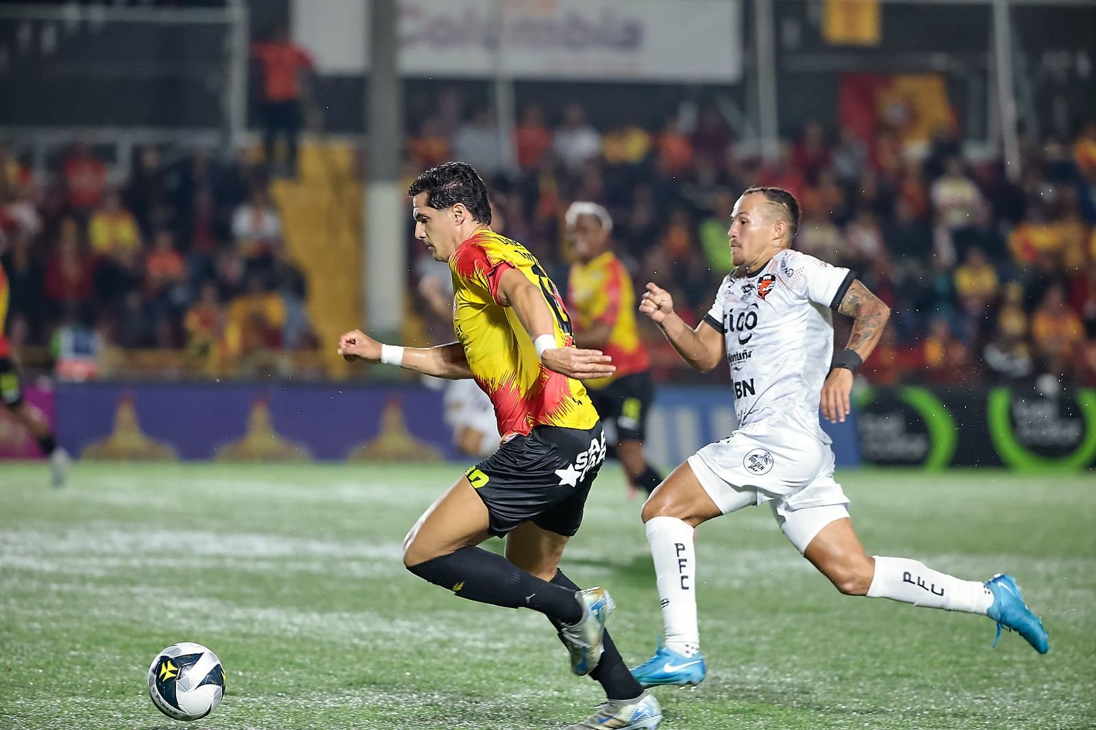 empate de Herediano deja abierto el último cupo a semifinales