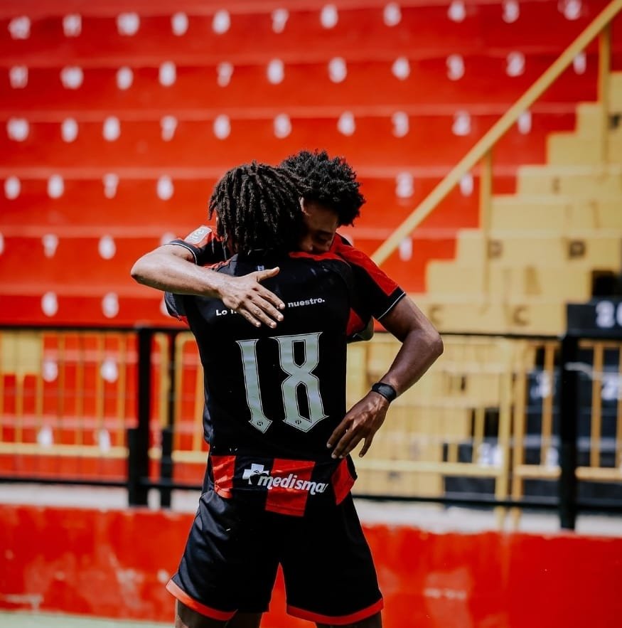 La camada extranjera del CAR sepulta a Herediano (Vea los goles)
