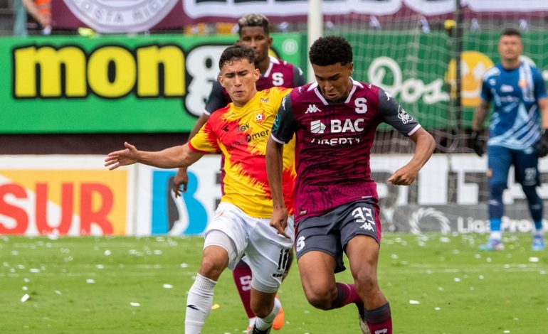 Saprissa se come a un terrible Herediano de Jafet Soto