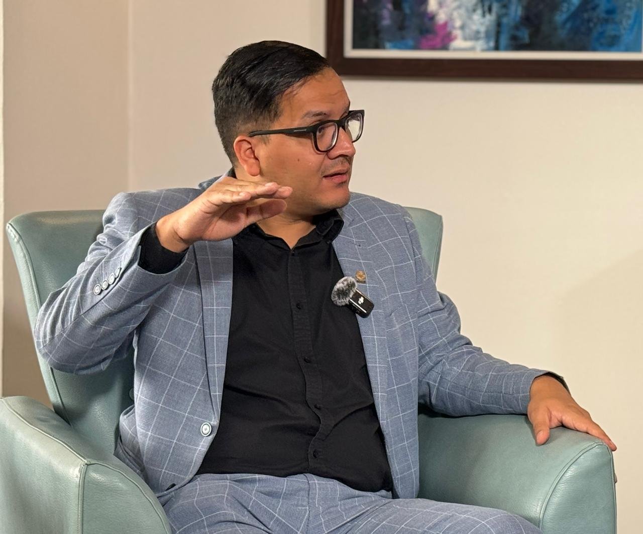 Diputado del Frent Amplio indica que los carteles visitaron Casa de Rodrigo Chaves

 – La nación