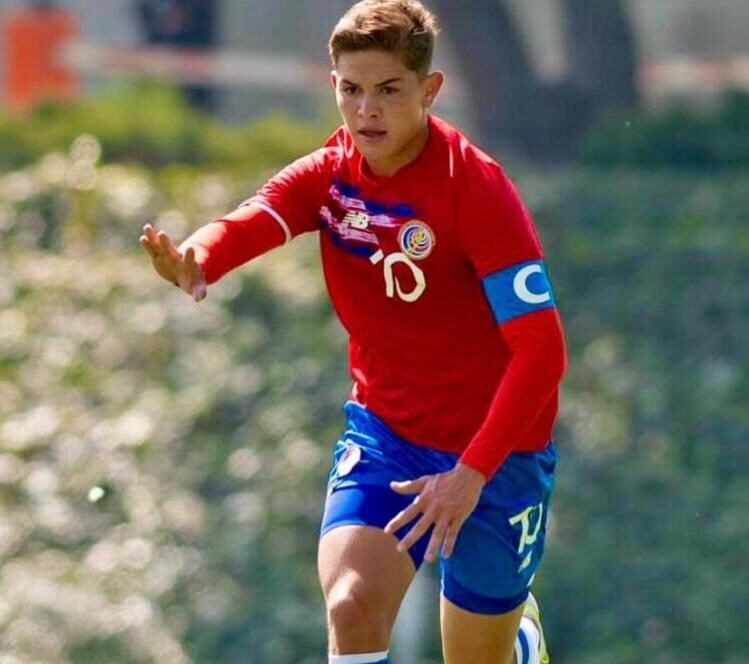 ‘Piojo’ Herrera desafía las críticas hacia Brandon Aguilera con tajante respuesta – La nación