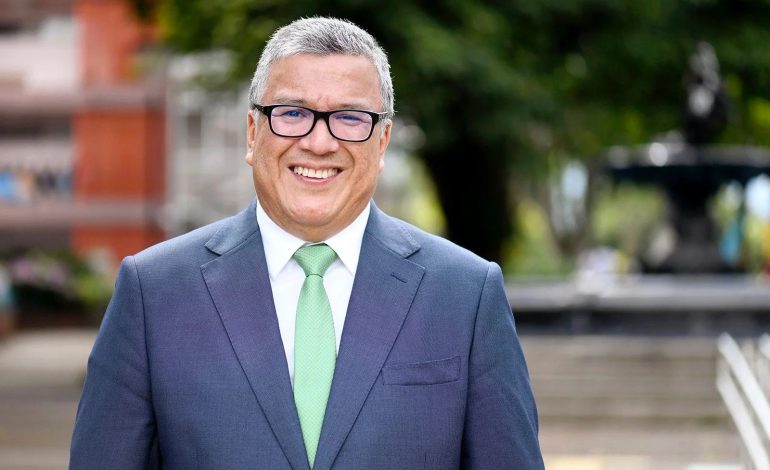 El fiscal acusa al rector UCR por el supuesto delito de violación de los deberes
– La nación