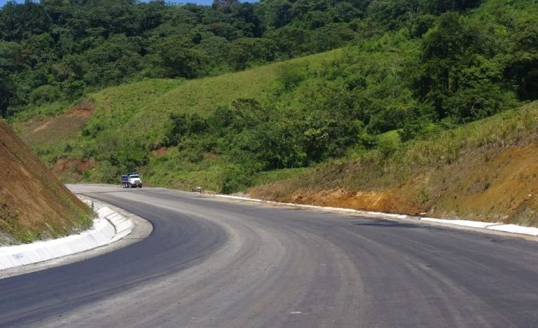 MOPT anuncia un progreso significativo para la erección de la parte central de la carretera a San Carlos

 – La nación