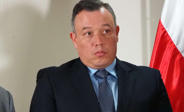 Dos de los ejecutivos del “dedo” del Landbanki habían sido vinculados al ministro del ex ministro
– La nación
