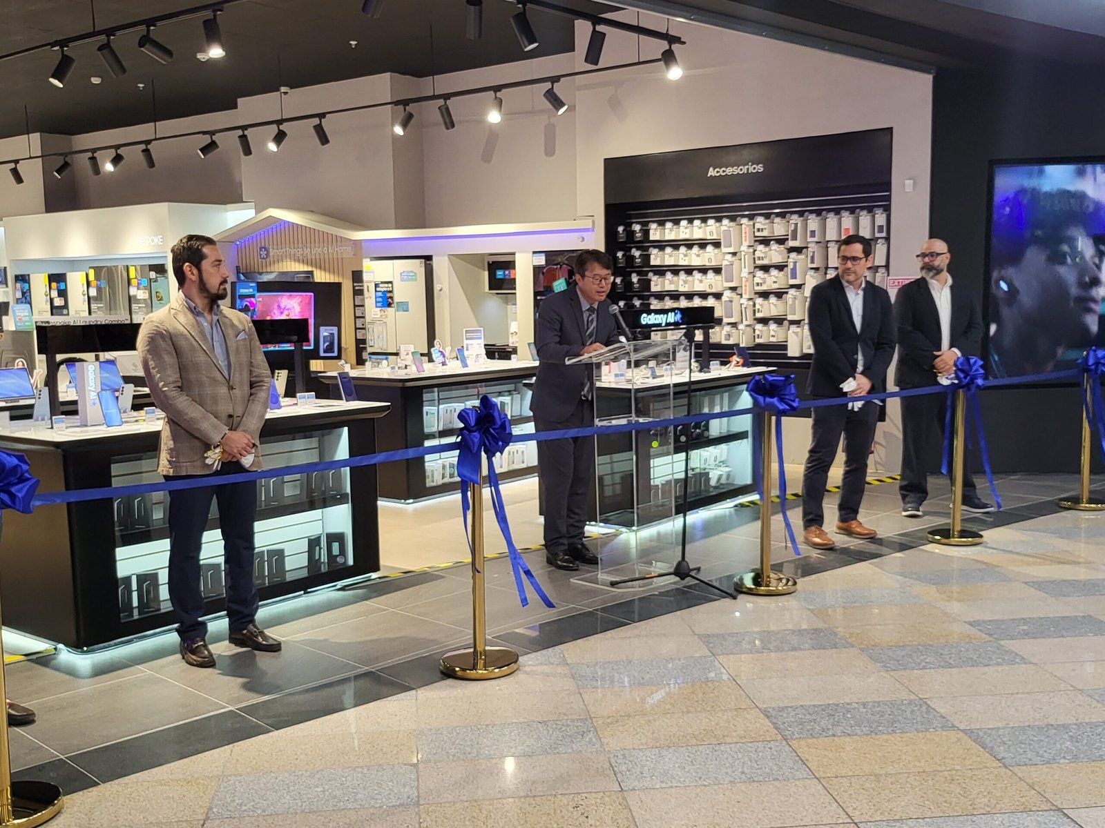 Samsung todavía está creciendo en Costa Rica y abriendo la cuarta tienda en Cartago

 – La nacion