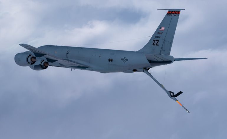 El KC-135 ha estado reproduciendo aviones durante décadas. Ahora Estados Unidos quiere comenzar drones para protegerse
– La nación