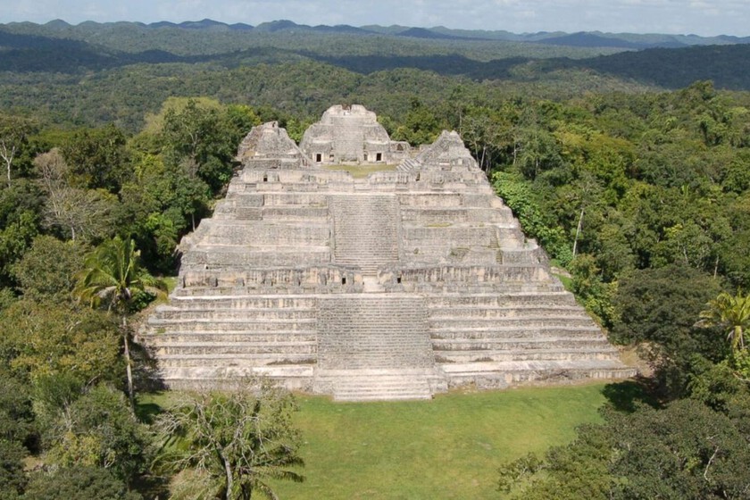 Los arqueólogos se cree que conocen la historia de los mayas. Hasta que encontraron la tumba del primer rey de Caracol

 – La nación