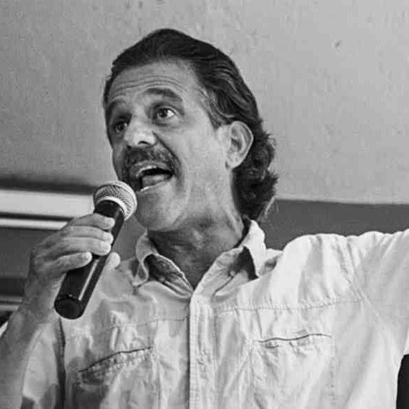 Así que me llené de Villalta Piropos antes de darme la puntada desde atrás: Ronal Vargas criticó el respaldo a Ariel Robles

 – La nación