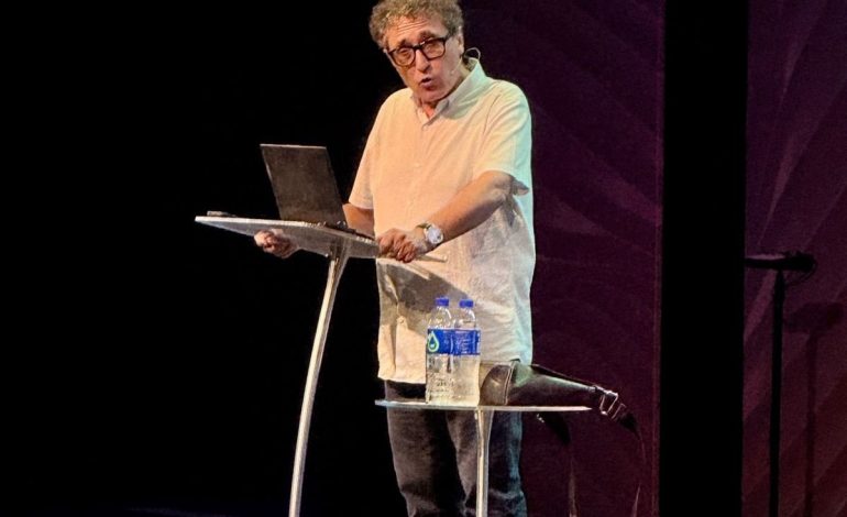 “Oportunidad única”: el Dr. Adolfo Roitman, la Autoridad Mundial de la Archaología del Mundo, visitará el país en la feria de libros
– La nación
