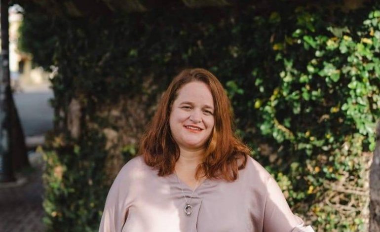 “Gracias en el fiscal de Inepta”: Regidora Andrea Rudín explota por el anuncio de “Lara Curl Touch”
– La nación