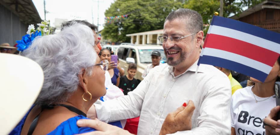 Críticas difíciles del presidente Chaves por decir sobre una niña “registrarla y entregarla cuando se graduó de la universidad”

 – La nación