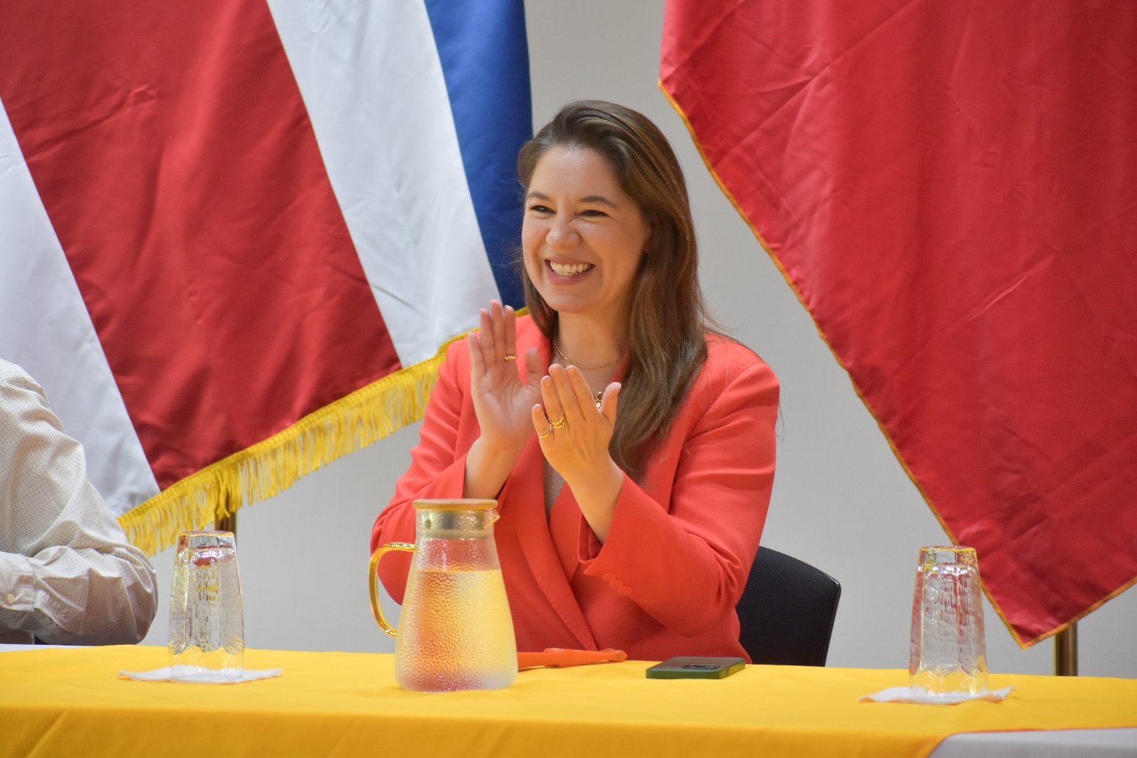 Claudia Dobles es ratificado en 2026 como candidato presidencial de PAC

 – La nación