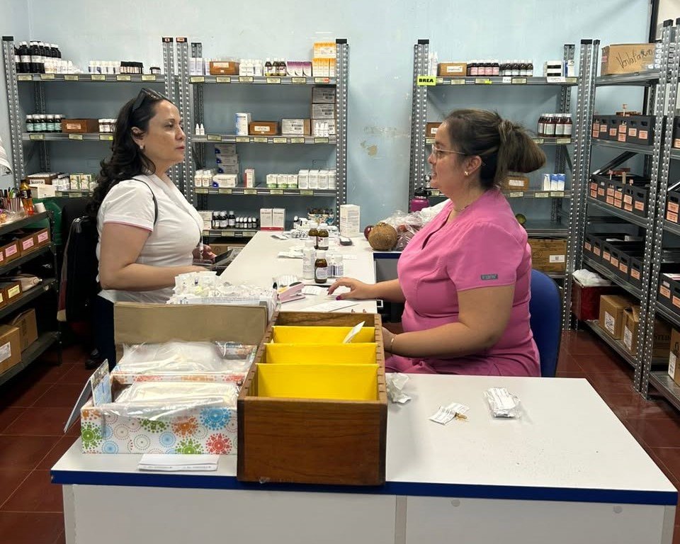 El defensor del pueblo evalúa las condiciones y la atención en EBAI de la región de Brunca

 – La nación