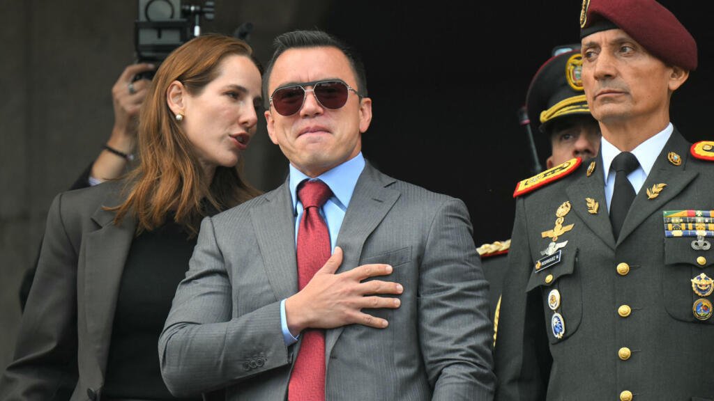 Nemaa corta al gobierno de Ecuador de 20 a 14 ministerios y separa a 5000 funcionarios

 – La nación