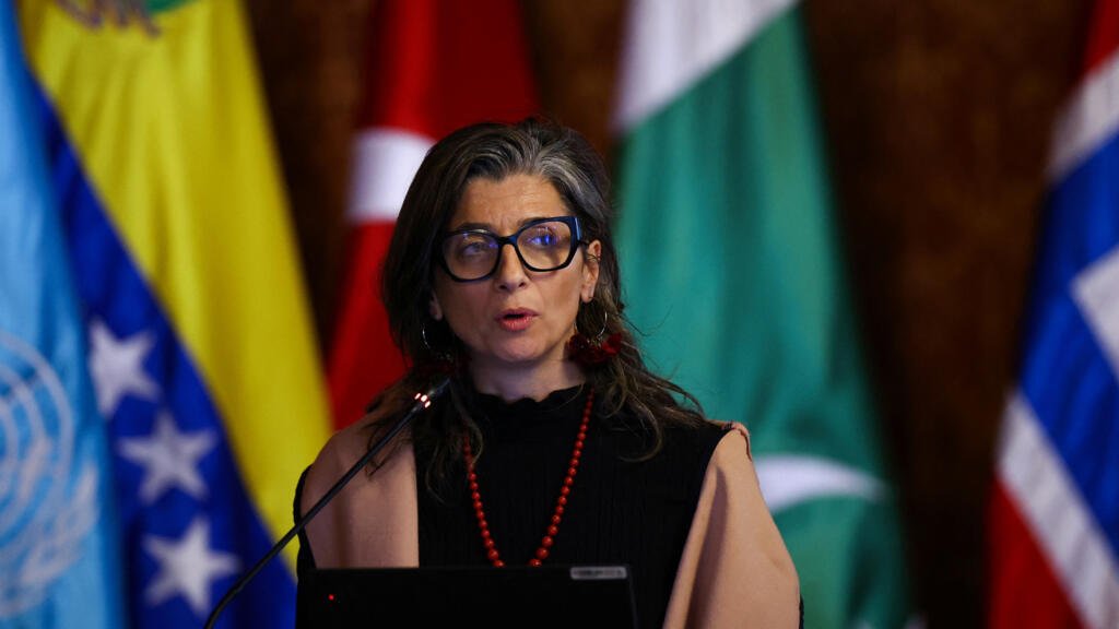 Francesca Albanian pide que tome medidas en las sanciones contra Israel

 – La nación