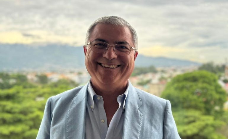 Gerardo Corrales gana veredicto difamatorio contra Andrés Pozuelo
– La nación