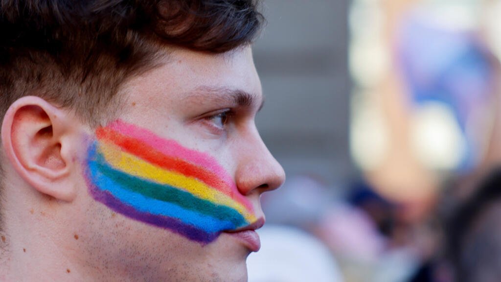 Compensación por un homosexual sujeto a un ‘exorcismo’ en una iglesia en Inglaterra

 – La nación