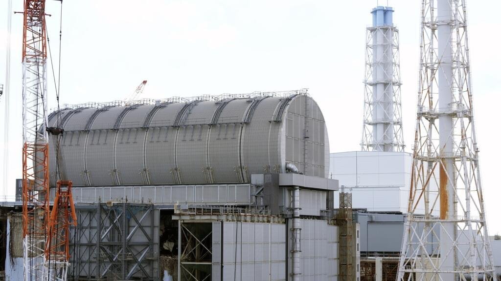 Japón construirá un nuevo reactor nuclear, el primero desde Fukushima

 – La nación