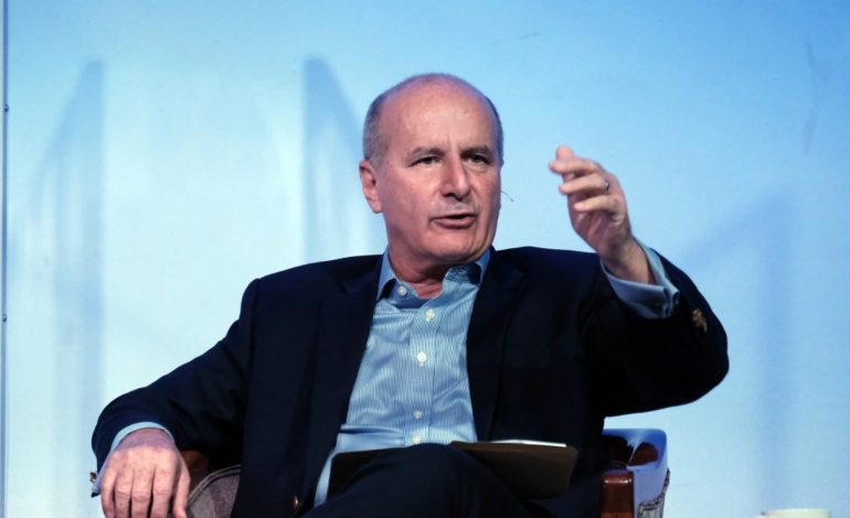 Figueres apuntan a la apreciación del Colón como una de las causas de la salida de Intel
– La nación