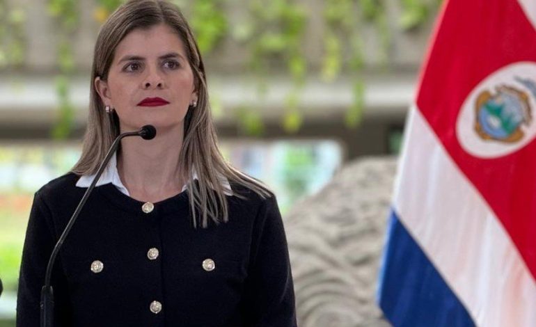 Laura Fernández niega las acusaciones de Camilo Rodríguez y anuncia acciones legales
– La nación