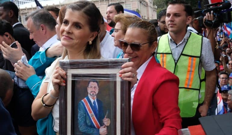 Que el mismo hombre puede capturar constantemente el cargo presidencial: la intención con Chavismo si llega a la mayoría en el Parlamento
– La nación