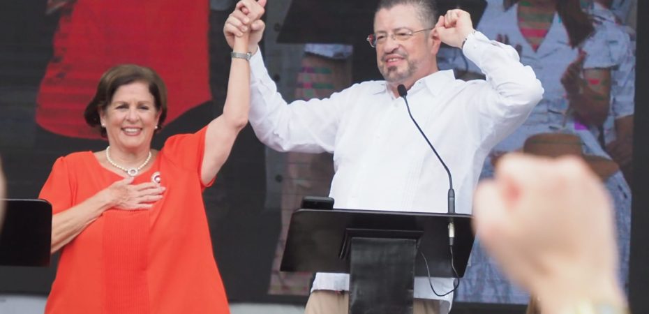 Pilar Cisneros pidió votos en Nicoya-Observer CR

 – La nación