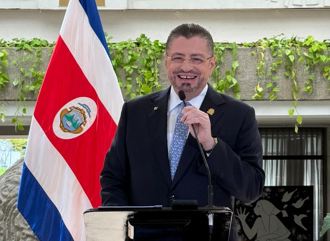 El hogar presidencial genera expectativa sobre la posible renuncia de Rodrigo Chaves

 – La nación