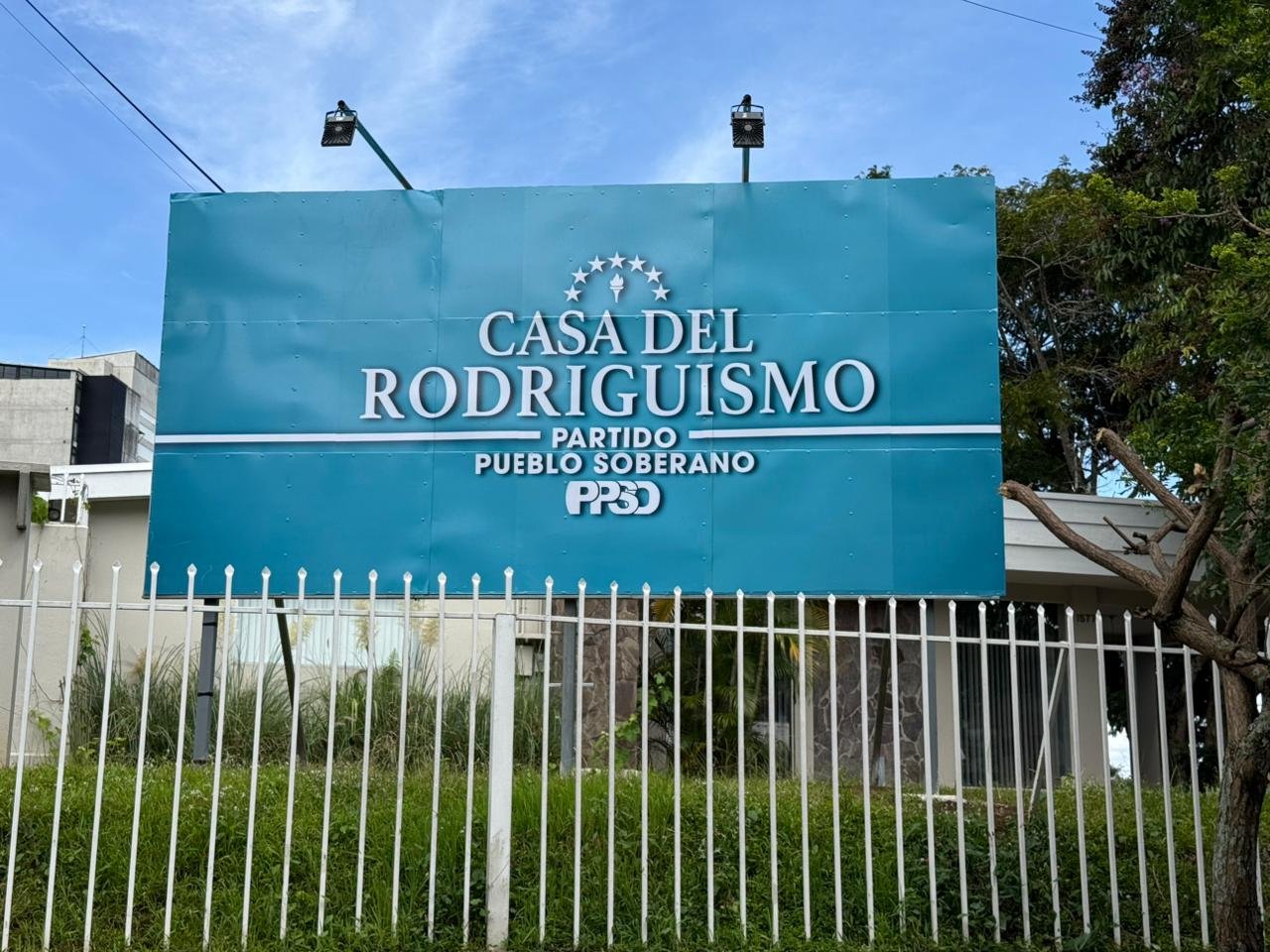 La gente soberana se estrena “Casa del Rodriguismo”

 – La nación
