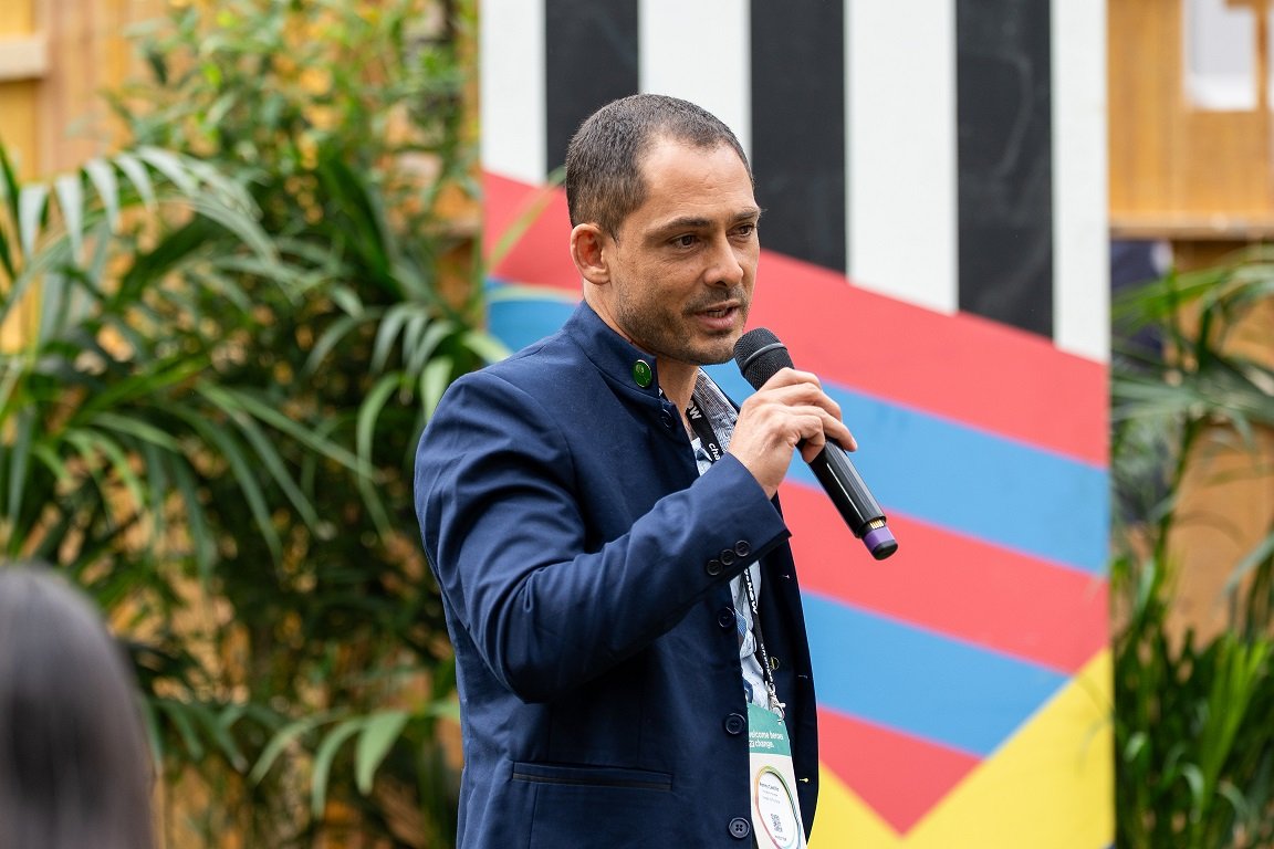 Ronny Castillo anuncia su candidatura presidencial alrededor de Costa Rica Manda

 – La nación