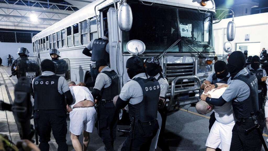 Venezole, que es deportado a El Salvador, regresará a Caracas; Otros siete niños han sido repatriados

 – La nación