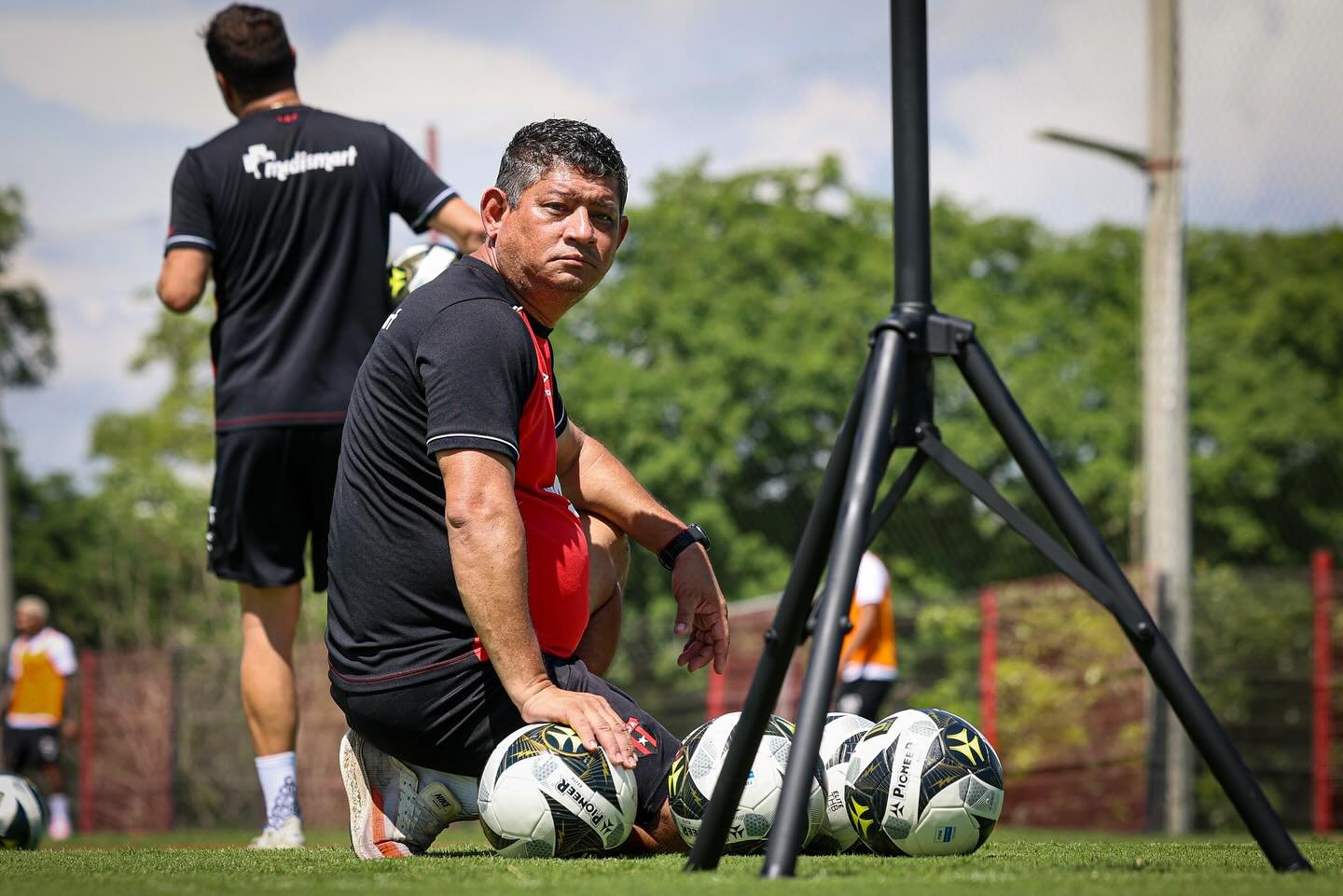 Utilero de Alajuelense se burló de Herediano – La nación