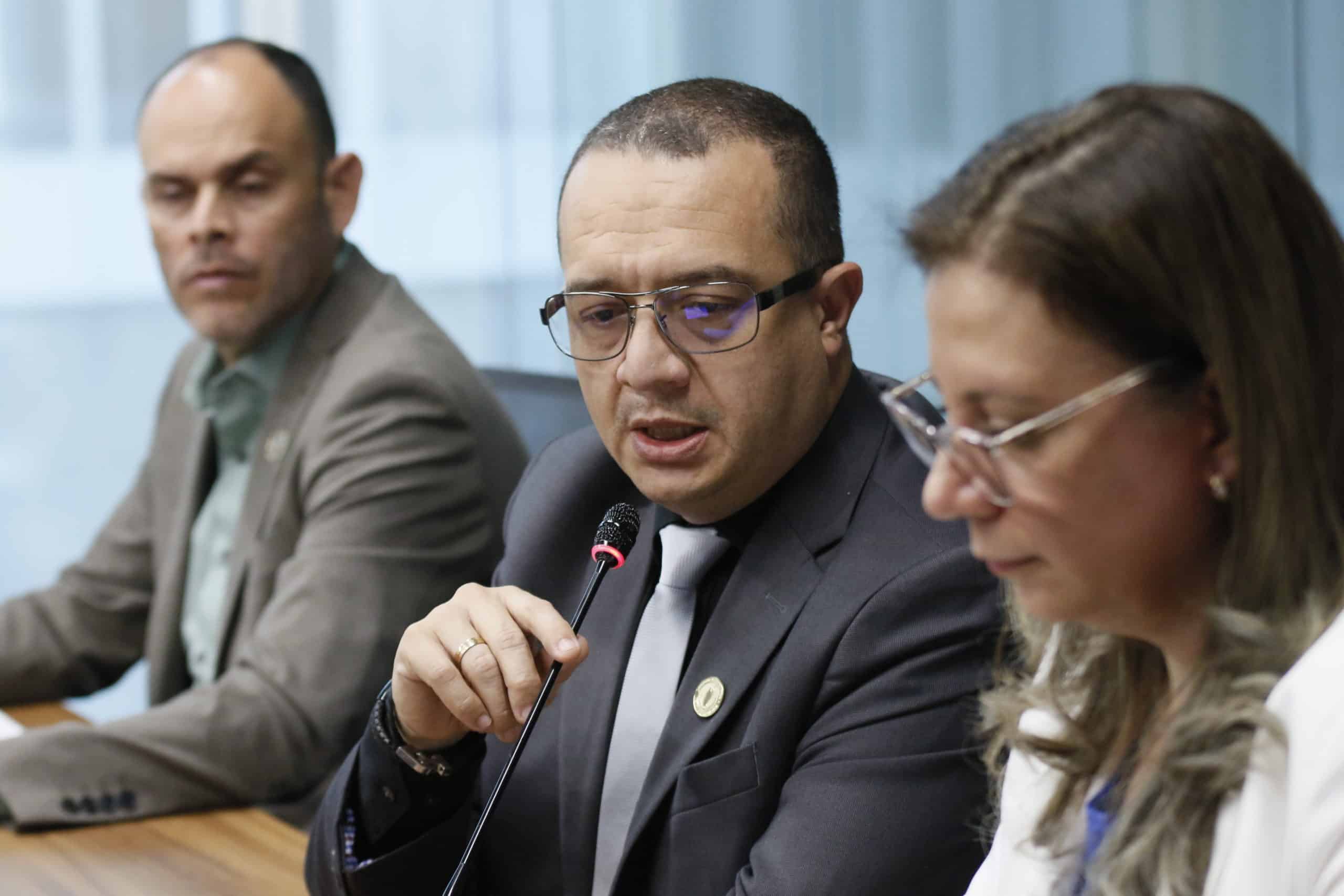 Explicaciones de Gerald Campos sobre Gamboa

 – La nación