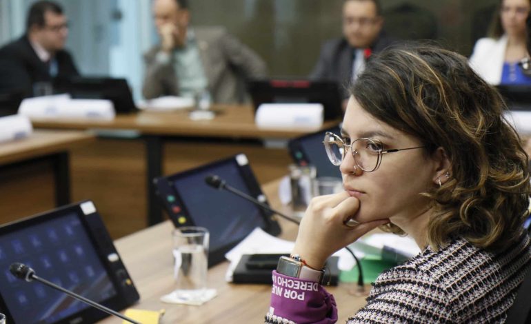 El diputado Frente Amplio requiere
– La nación