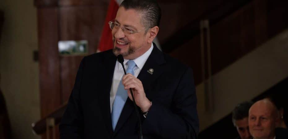 Chaves asistirá al Comité Legislativo: “Demostraré el ridículo Carlo Díaz y 16 Magistrados, que es el acto de corrupción intelectual” que Chaves atenderá al Comité Legislativo: “Demostraré el ridículo Carlo Díaz y 16 Magistrados”

 – La nación